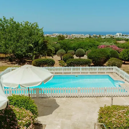 Olinda Seaview Villa