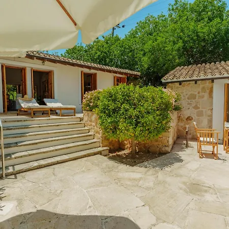 Olinda Seaview Villa